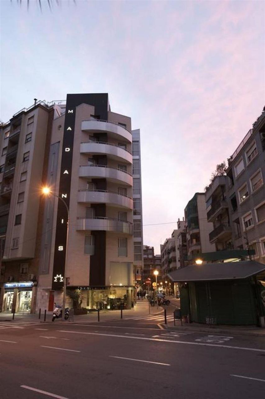 Hotel Madanis L'Hospitalet de Llobregat Exteriér fotografie